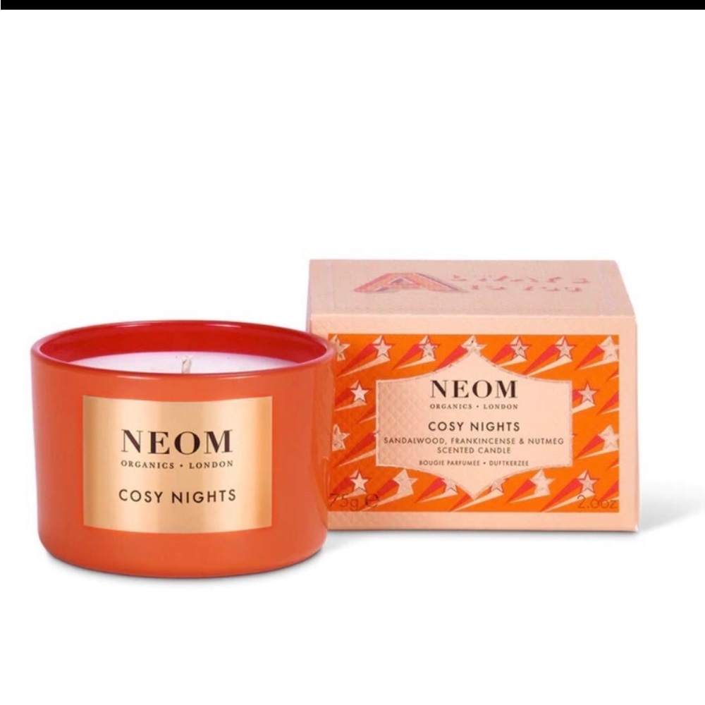 NIB Neom Cosy Nights Scented Candle (75g).